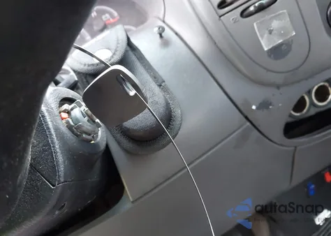 2000 Ford F-150 Work Series/Xl/Xlt from USA, damaged, VIN 2FTZX1725YCA32723